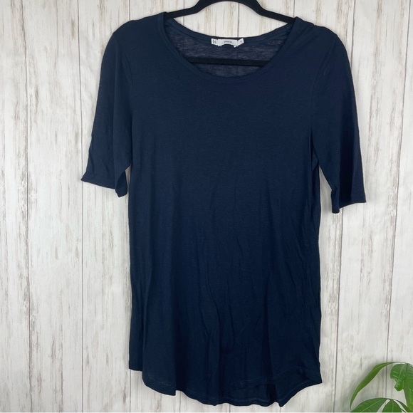 Vince XS navy blue tee - Picture 1 of 3